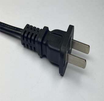 HSC-101 China CCC Approved 2-blade Straight Plug