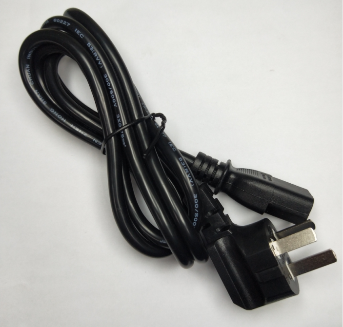 China CCC Approved Power Cord (3-blade Plug to IEC-60320-C13 Connector)